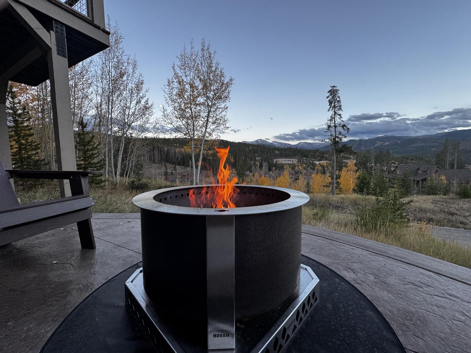 Breeo X Series 24 - Corten Steel Smokeless Fire Pit for Outside - 27.5 in customer photo 1