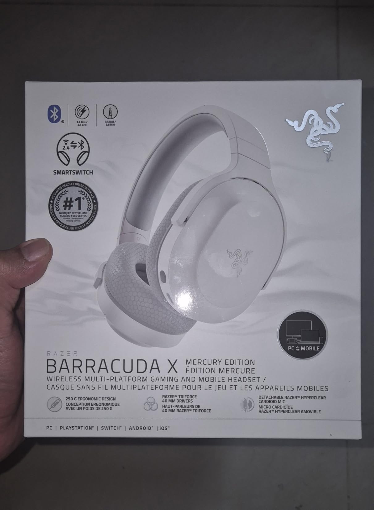 Razer Barracuda X Wireless Gaming & Mobile Headset, 2.4Ghz + BT, White customer photo 1