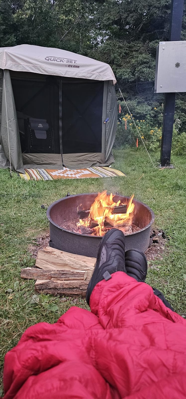 Outdoor Puffy Camping Blanket, Large Outdoor Blanket Waterproof, 55*79'' customer photo 2
