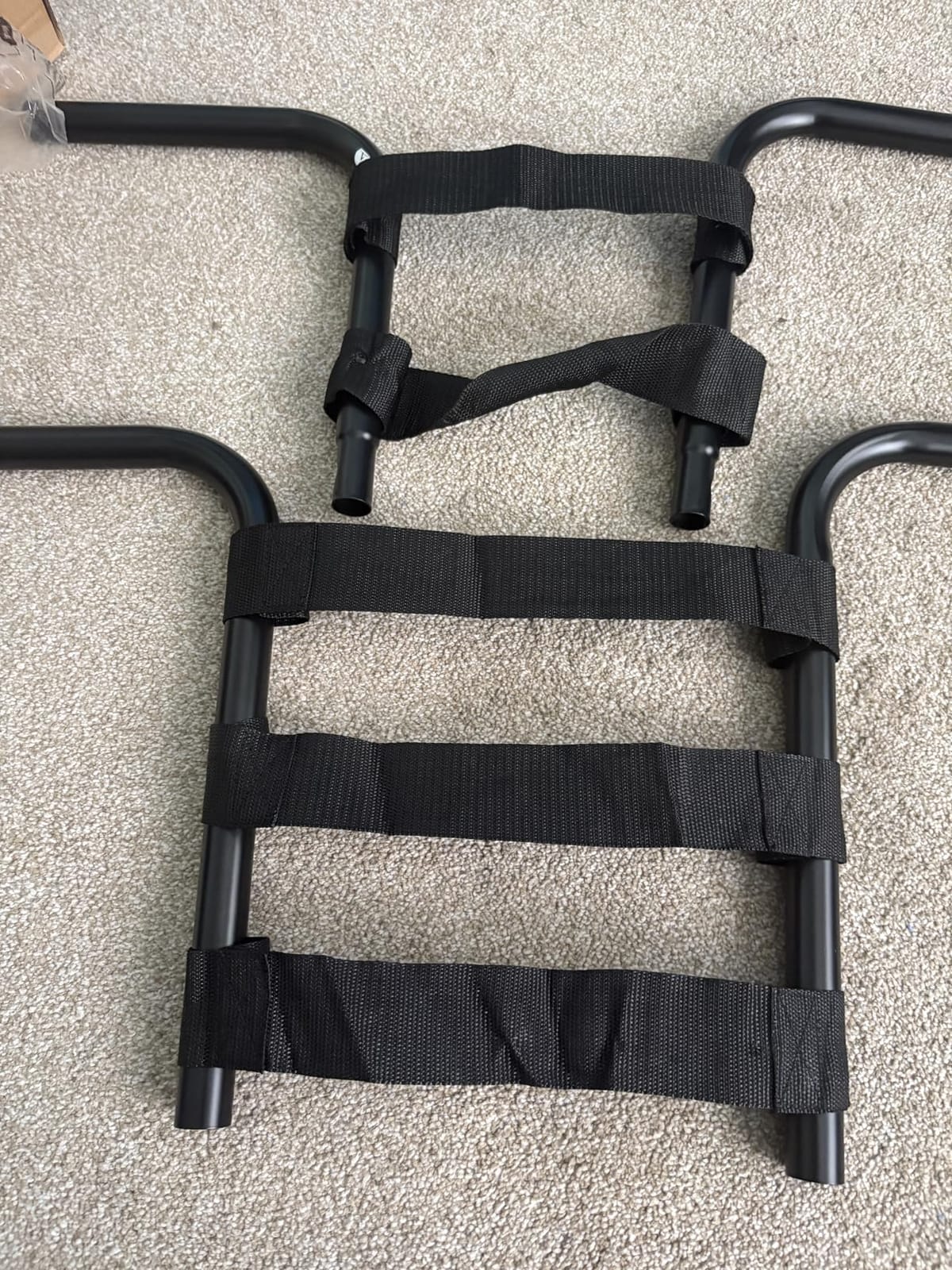 HOOBRO Luggage Rack, Metal Foldable Suitcase Stand for Guest Room, Holds up to 100 lb, 27 x 15.3 x 22 Inches, Steel Frame, Nylon Straps, Hotel, Bedroom, Closet, Black BK02XL01 customer photo 1