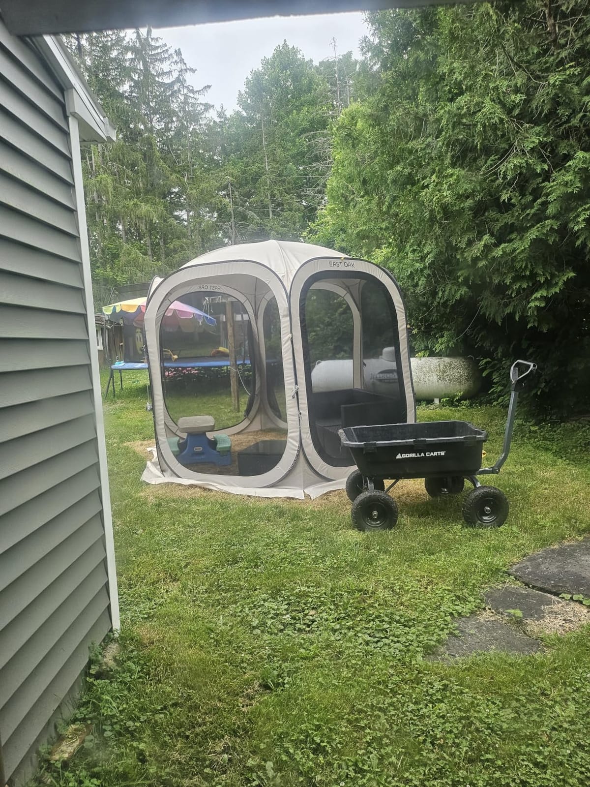 East Oak Pop up Screen Tent with Mosquito Netting, Portable Screen House Canopy Shelter, 10 x 10 FT Instant Screen Gazebo & UPF 50+ UV Protection for Patio, Backyard, Deck & Outdoor Activities, Beige customer photo 1