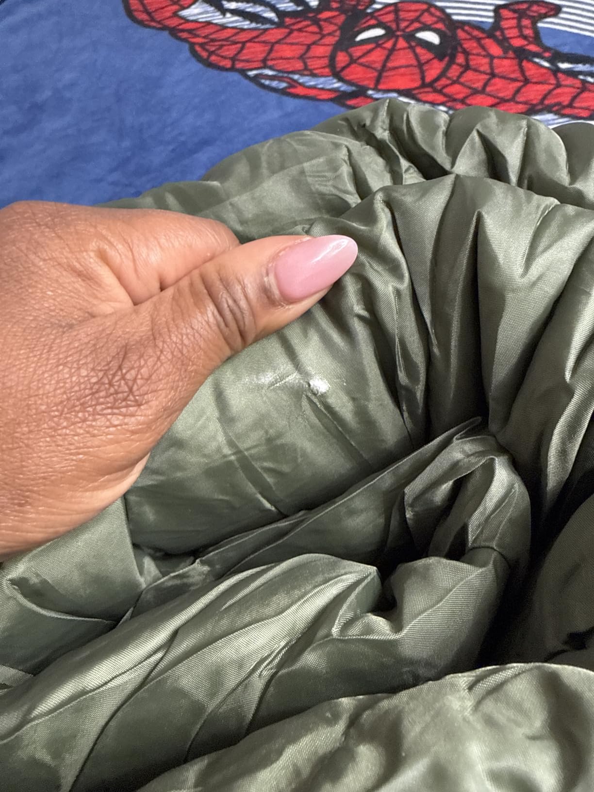 Amazon Basics Double Sleeping Bag for Adults, 40°F Cold Weather Two-Person Camping Bag, Queen Size 87