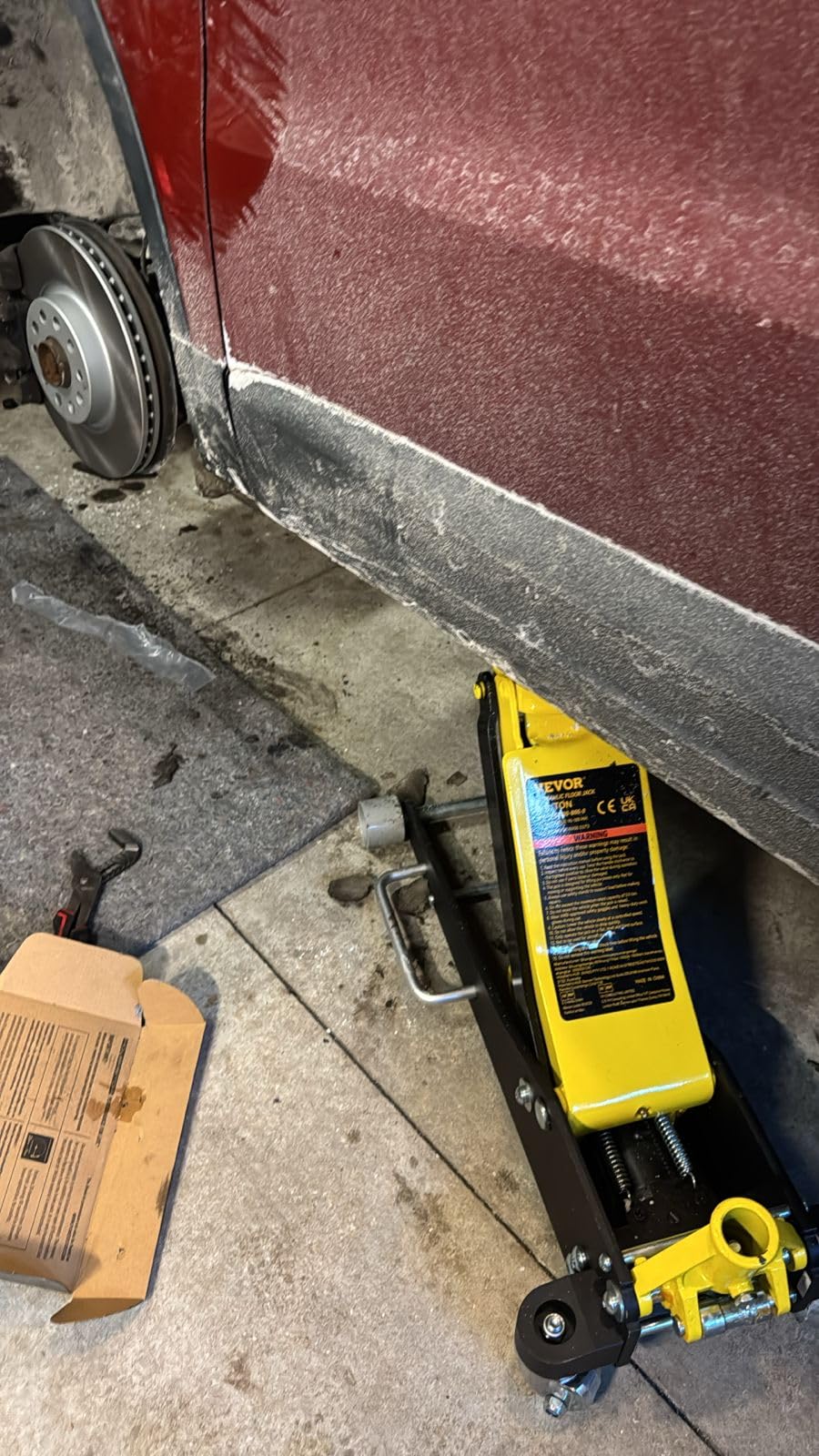 VEVOR 3 Ton Low Profile Aluminum & Steel Racing Floor Jack customer photo 2