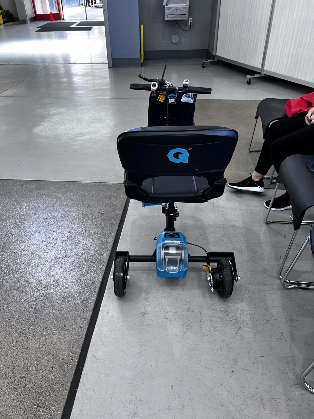G Mobility Scooter – 3 Wheels, 35 lb Folding Aluminum Frame, Anti-Tip Footrests, Includes (1) 48V 2Ah Li-Ion Battery and Charger, Supports 275 lbs, Airline Friendly customer photo 2