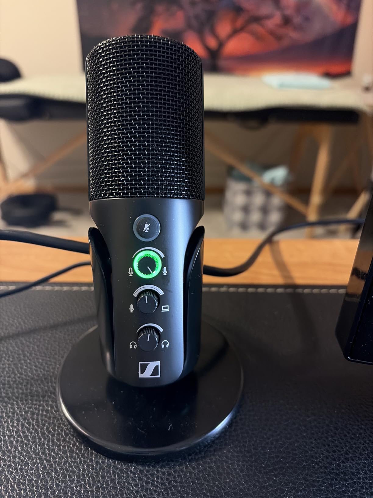 SENNHEISER Professional Profile - USB Cardioid Condenser Microphone & Table Stand, 1.2 m USB-C Cable - Mute Button, Built-in Headphone Jack, Gain, Mix & Volume Control, for PC & Mac,Black customer photo 1