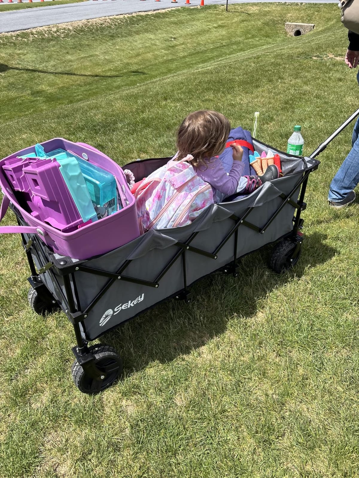 Sekey 48''L Collapsible Foldable Extended Wagon with 660lbs Weight Capacity, Heavy Duty 300L Folding Utility Garden Cart with Big All-Terrain Beach Wheels & Drink Holders. Black customer photo 2