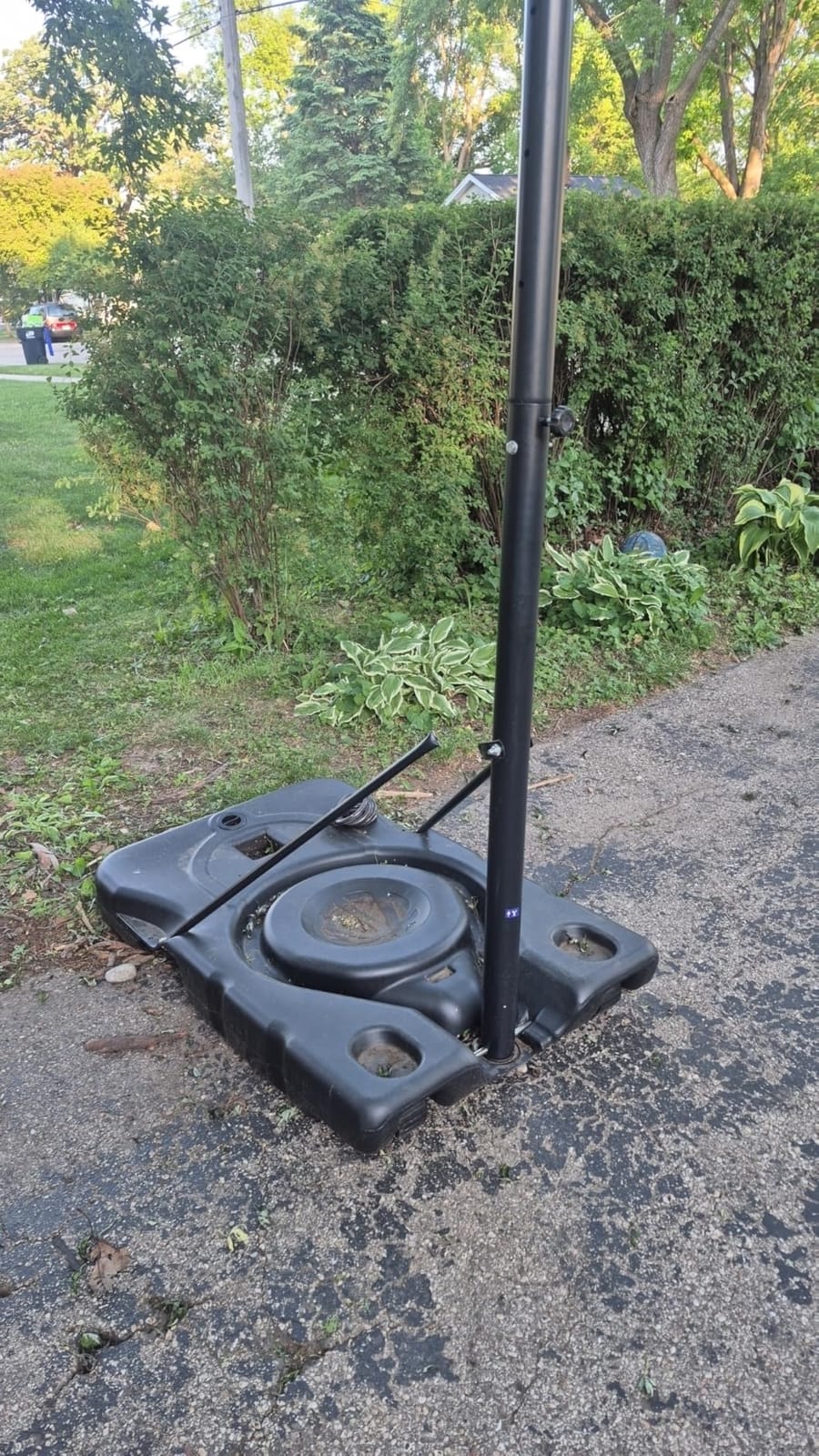 Yohood Basketball Hoop Outdoor, 4.4-10FT Adjustable Height Basketball Goal customer photo 2