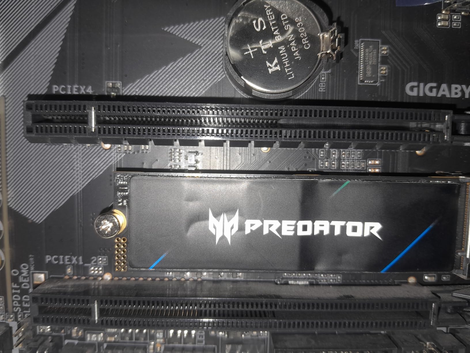 Acer Predator GM7 1TB SSD: M.2 2280 PCIe Gen 4 x4 NVMe 2.0, Read Speed Up to 7400 MB/s, Internal PC Solid State Drive for Laptop, Desktop and PS5 - BL.9BWWR.118 customer photo 1