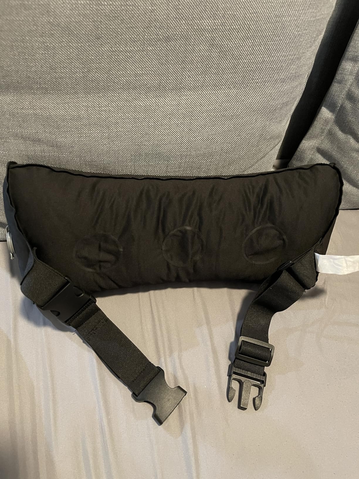 Inflatable Lumbar Pillow for Airplane Travel Lumbar Support Pillow for Car, Office Chair Back Support Office Chair Back Support for Reducing Lower Back Pain (Black) customer photo 2