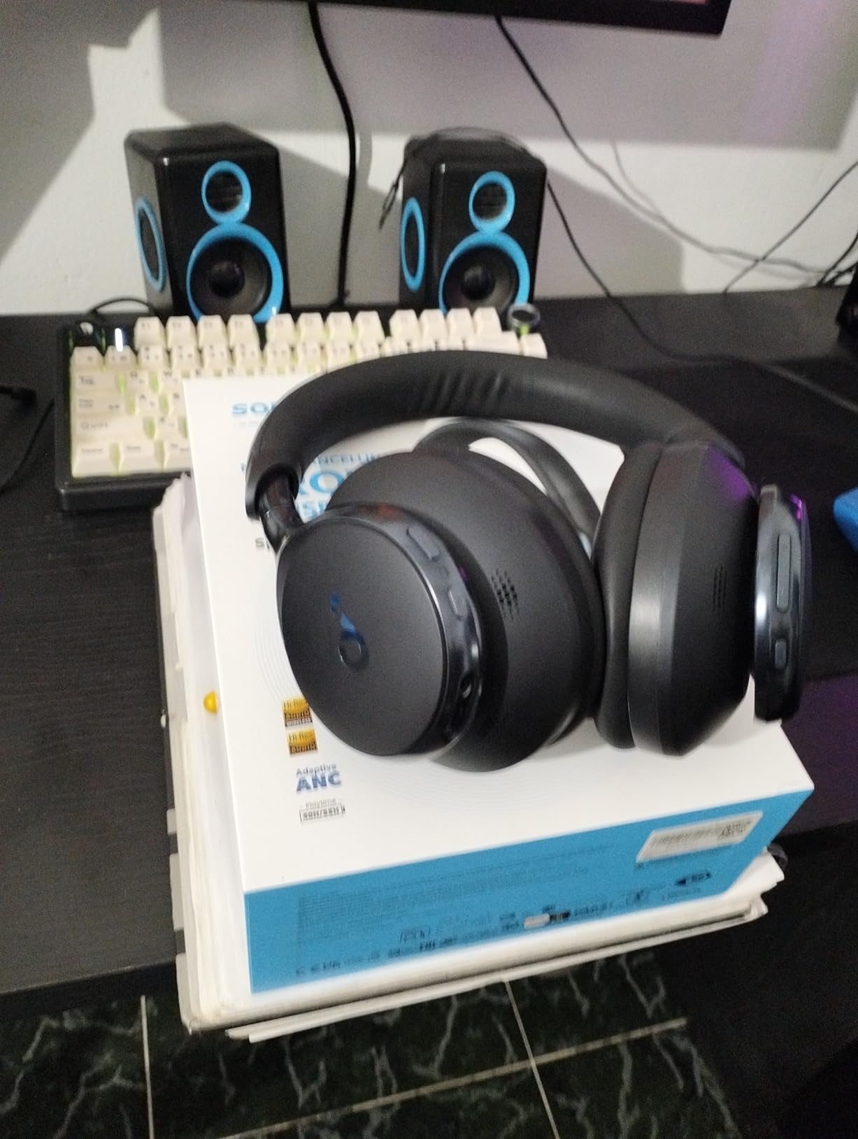 Soundcore Anker ANC Over-Ear Headphones customer photo 1