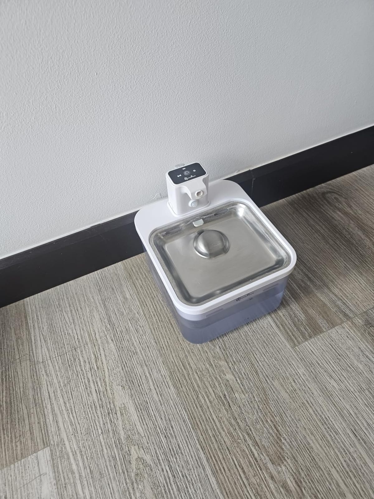 DownyPaws Cat Water Fountain Cordless, Pet Fountain, 84oz/2.5L, Black Pro customer photo 2