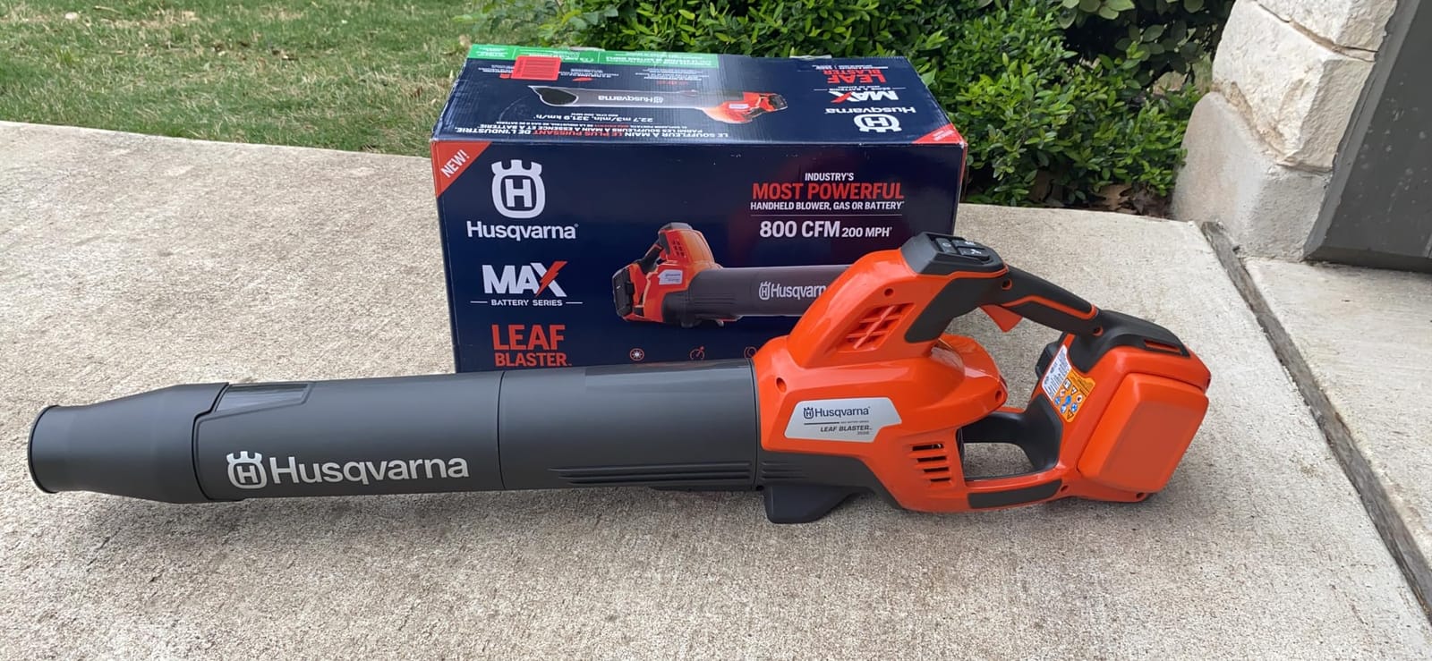 Husqvarna Leaf Blaster 350iB Leaf Blower Cordless, with Battery and Charger customer photo 1