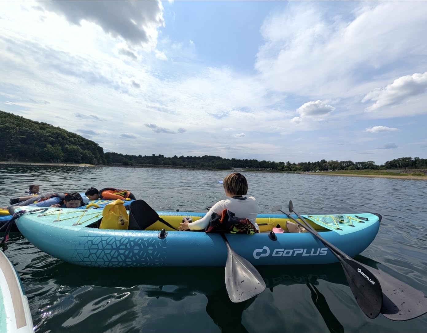 GYMAX Inflatable Kayak, 12.5Ft 507lbs Tandem Kayak with 2 Aluminum Paddles, 2 Padded Seats, Footrests, 2 Fins, Hand Pump, Carry Bag & Repair Kit, 2 Person Fishing Touring Kayak for Adults customer photo 2