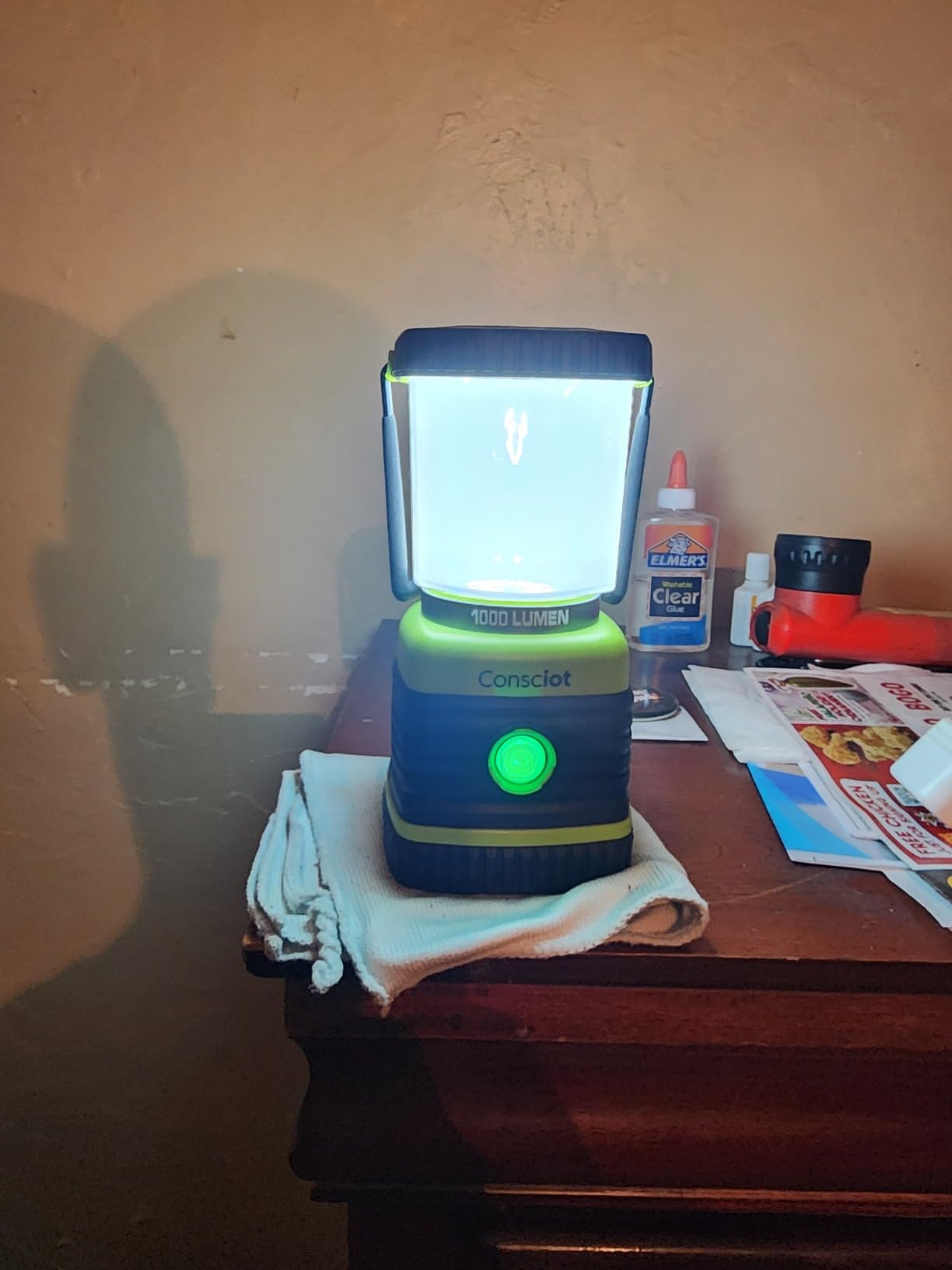 Consciot 1000LM LED Camping Lantern Rechargeable, 4 Light Modes, Dimmable customer photo 1
