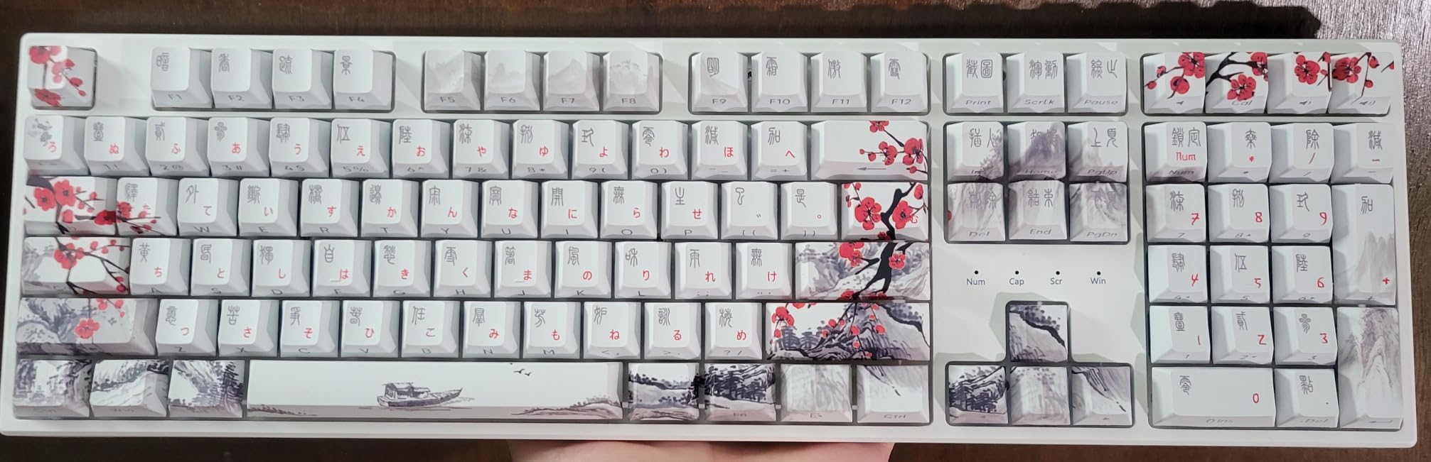 Redragon K668 108-Key Hot-Swap Wired RGB Gaming Keyboard, Extra 4 Hotkeys customer photo 2