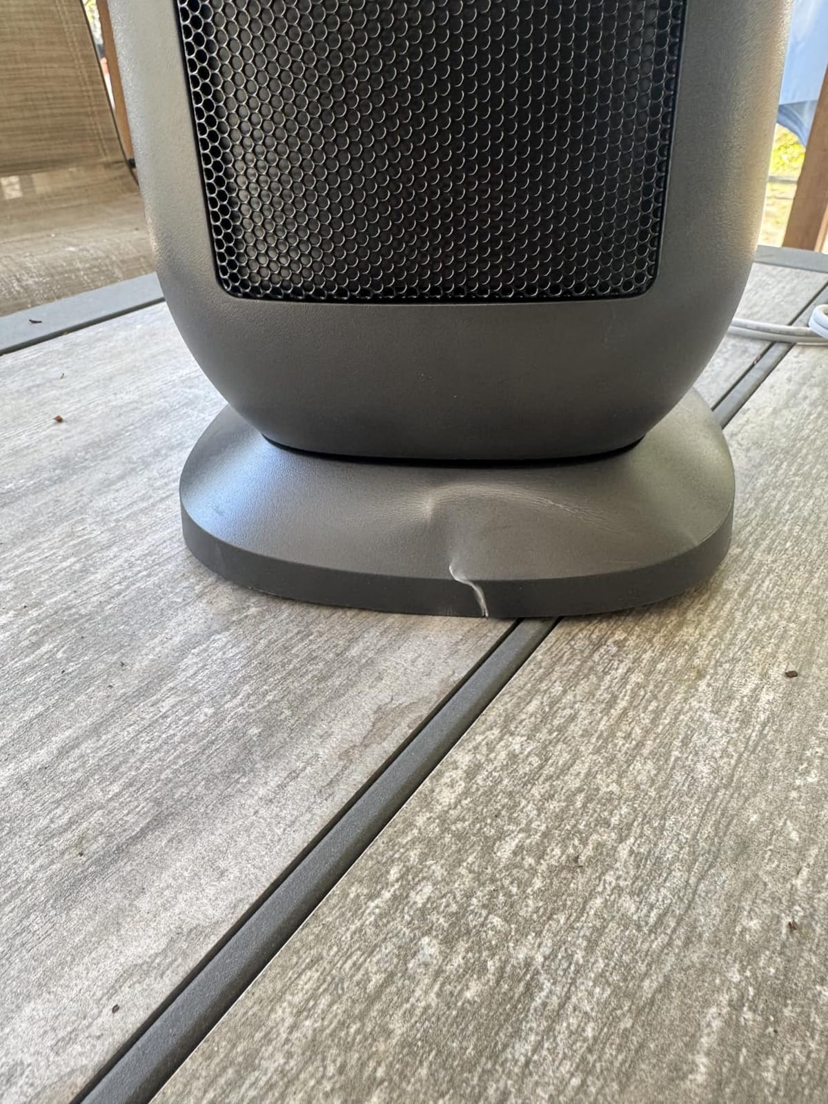 PELONIS Oscillating Ceramic Tower Indoor Space Heater for Home with Oscillation, Programmable Thermostat & ECO Mode, 12H Timer & Remote Control, Safety Protection, 23 Inches, 1500W, PHF15RSAPH23 customer photo 1