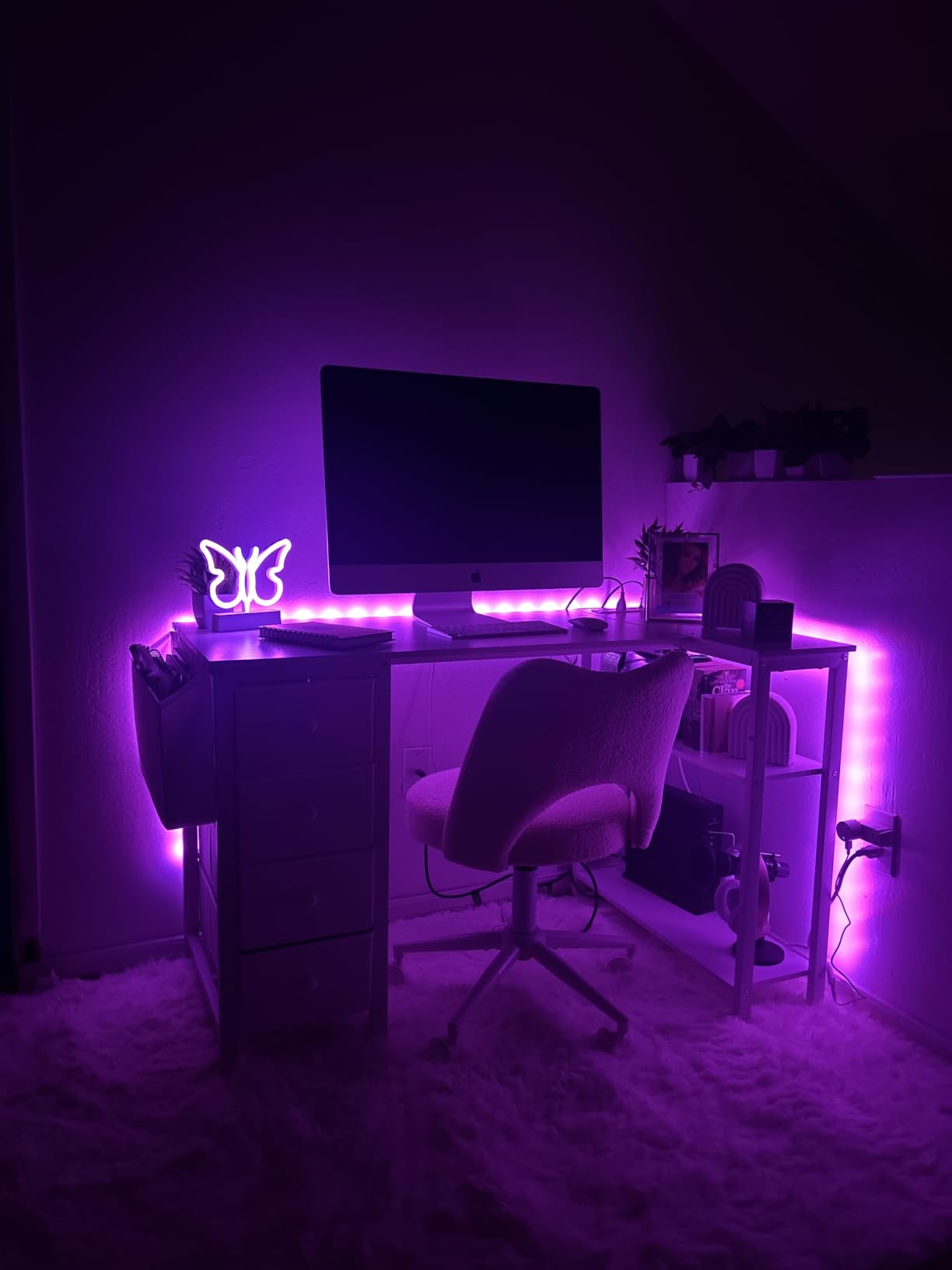 Lufeiya White L Shaped Computer Desk with Drawers & Storage Shelves, 47 Inch Corner Reversible Desk with Power Outlet for Home Office Bedroom, L-Shaped Teen PC Desks with Fabric Drawer, White customer photo 2