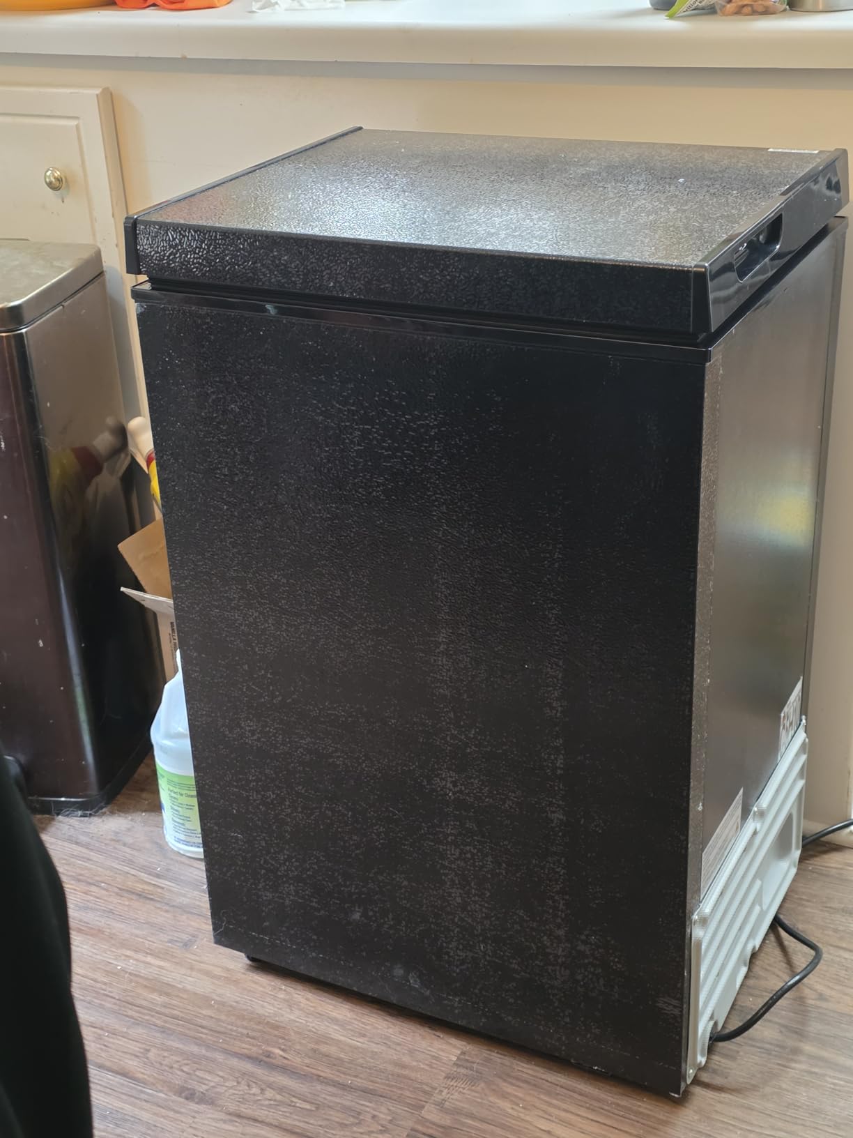 Kismile 3.2 Cubic Feet Chest Freezer, Small Deep Freezer for Home, Black customer photo 1