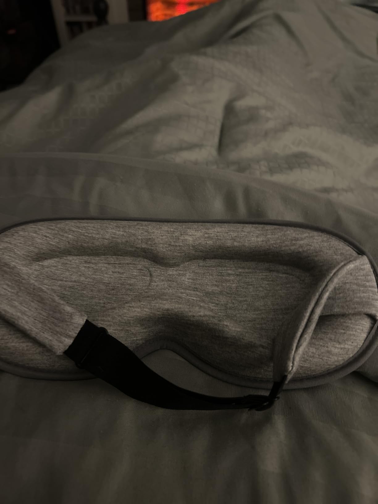 FACEMOON 3D Blackout Weighted Sleep Mask for Women, Nurse Essentials, Pink customer photo 2