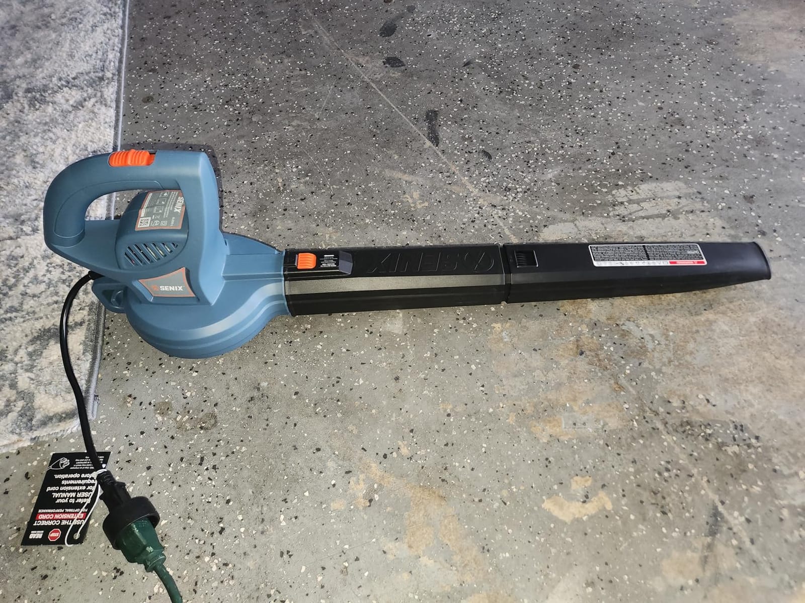 SENIX 6 AMP Corded Electric Leaf Blower, 260 CFM & 155 MPH customer photo 1