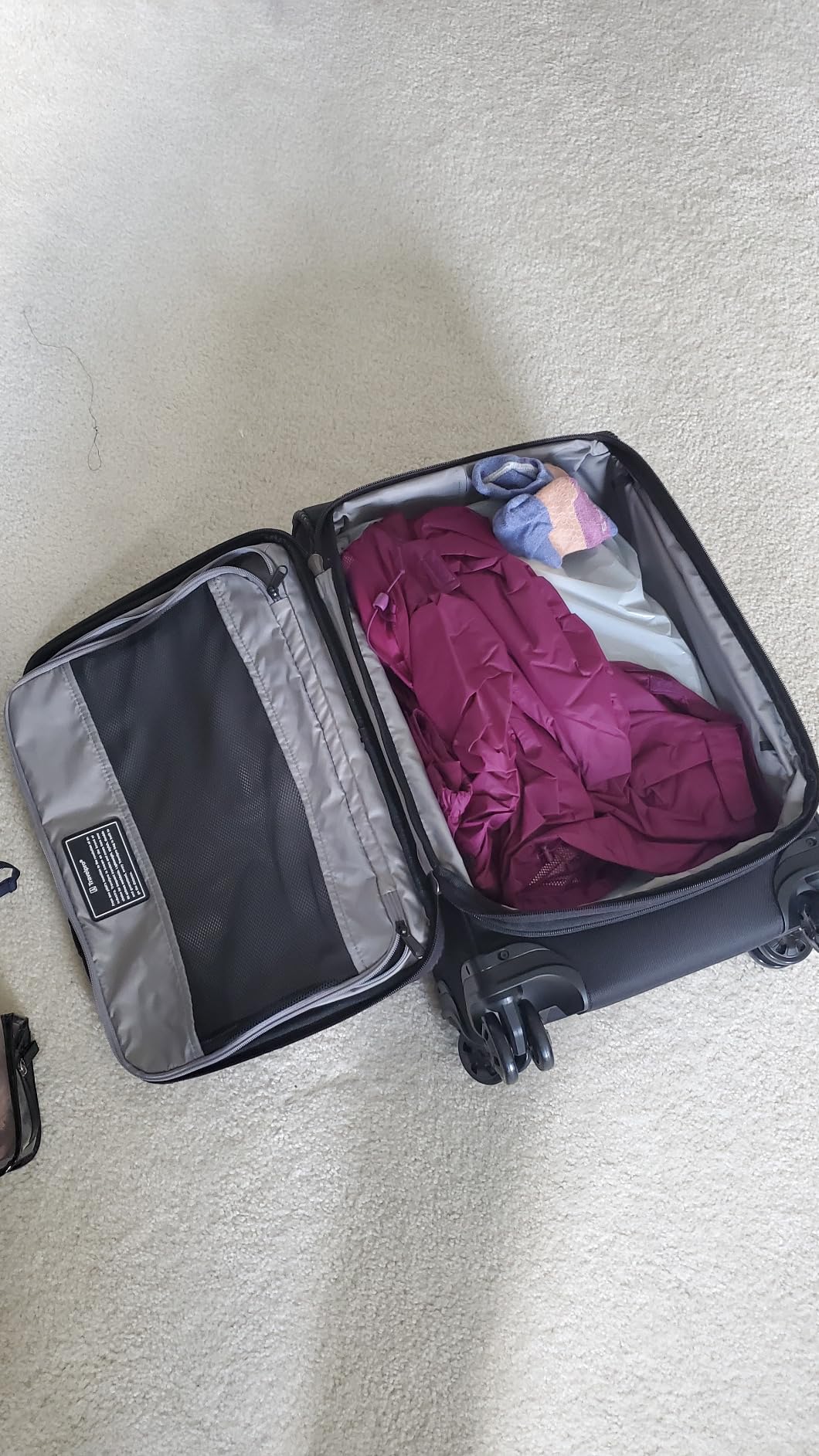 Travelpro Crew Classic Softside Carry-On Luggage, Blue, 21-Inch | Lightweight & Expandable With 8 Spinner Wheels, Compression Organizer & Multiple Interior Pockets, for Men & Women customer photo 1