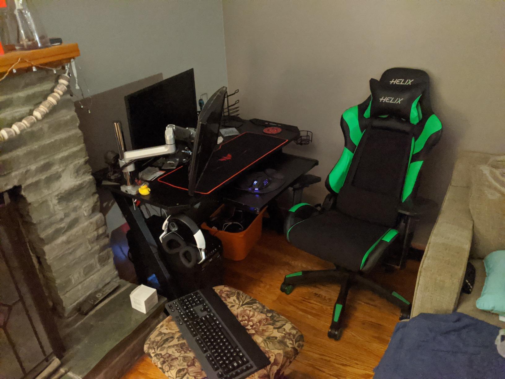 EUREKA ERGONOMIC Gaming Desk, 60 Inch Computer Desk with RGB LED Lights customer photo 2
