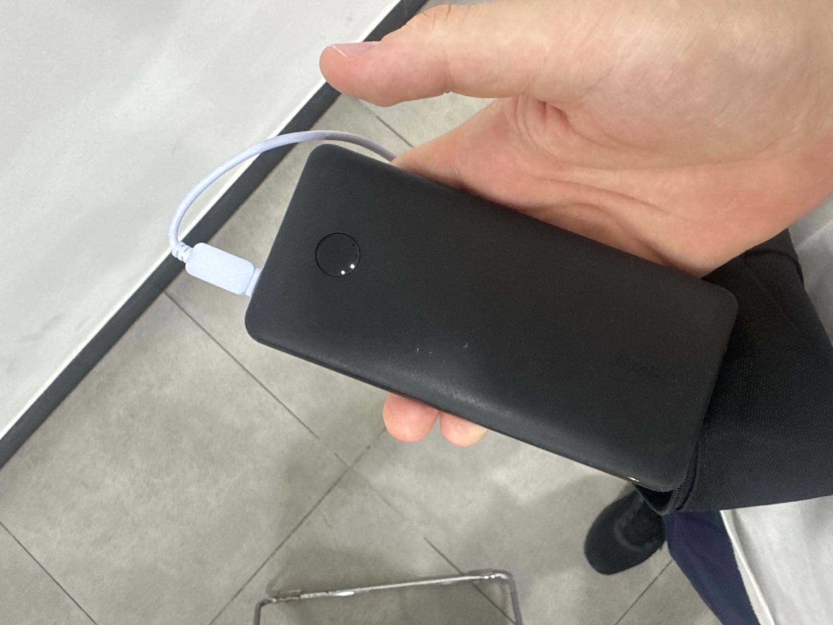 Anker Power Bank, 10,000mAh Portable Charger, PowerIQ USB-C Battery Pack | 5V / 3A High-Speed Charging, for iPhone, iPad, and More, Ultra-Compact Travel-Ready Design (Black) customer photo 2