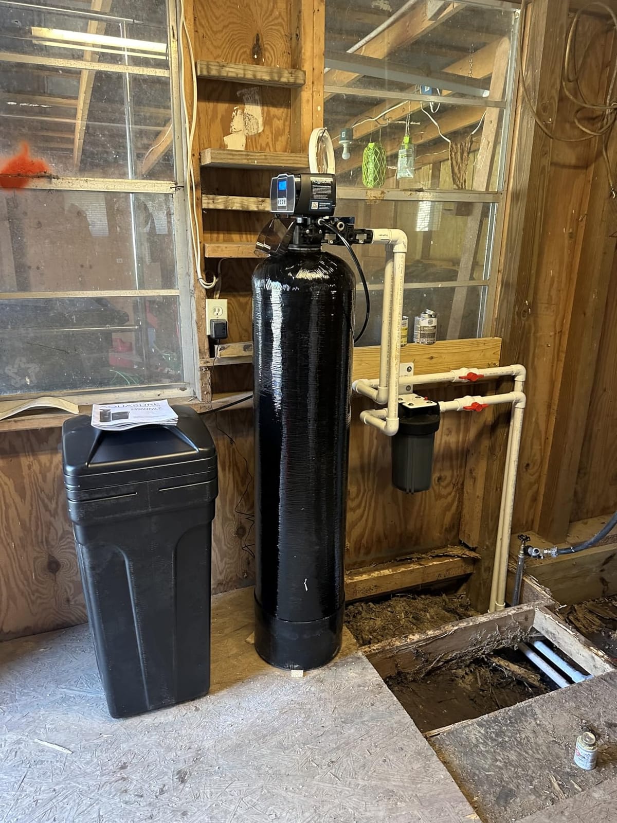 Aquasure Whole House Water Filtration Bundle w/Water Softener, 75 GPD RO System & Dual Purpose Sediment/GAC Pre-Filter (72,000 Grains) customer photo 1