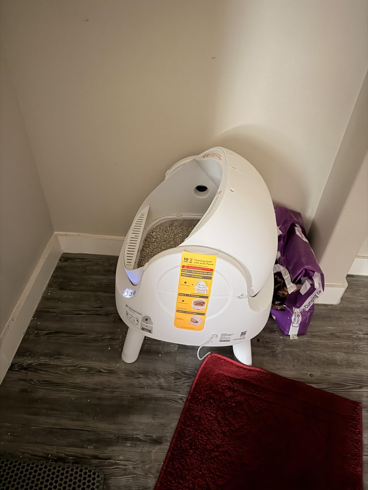 PetPivot Self Cleaning Litter Box, Open Top Automatic Litter Box for Multiple Cats, Multiple Layer Safety Protection, Liners and Mat Included, White customer photo 2