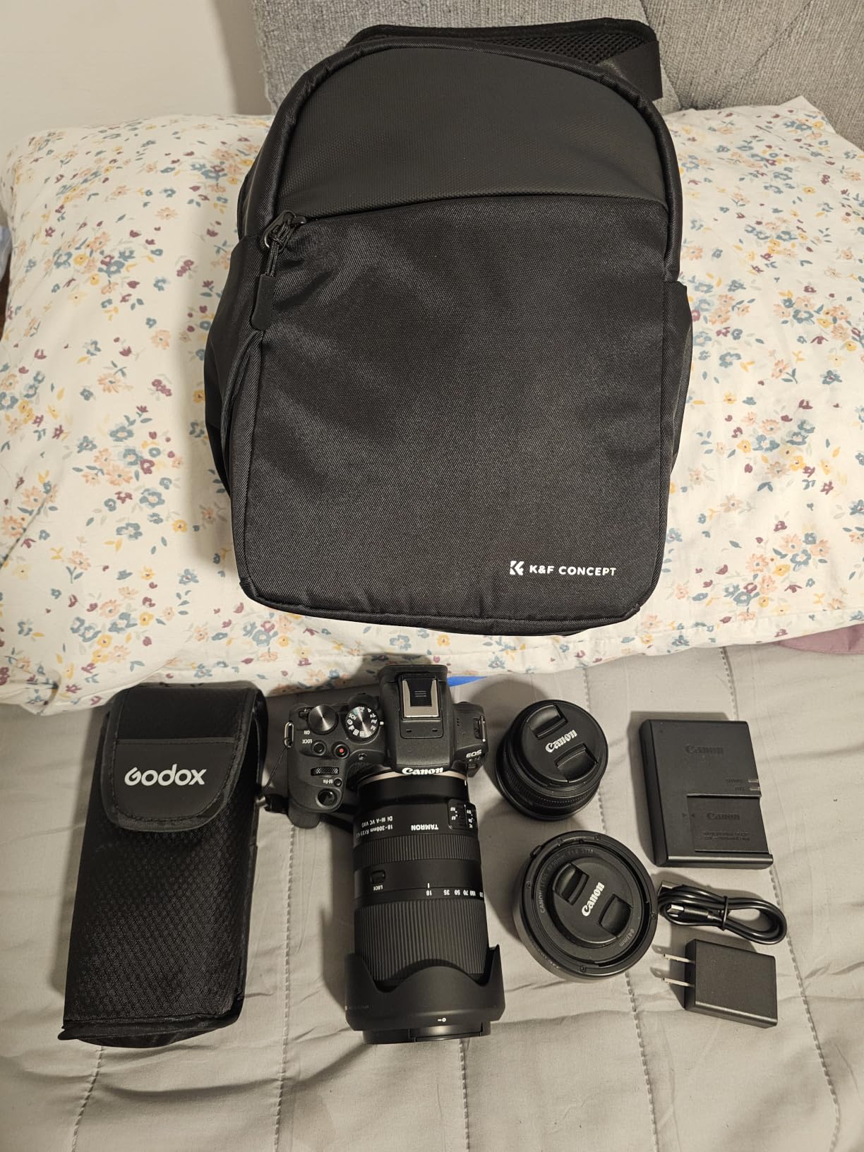 K&F CONCEPT Camera Sling Bag, Compact Photography Bag for DSLR Mirrorless customer photo 1