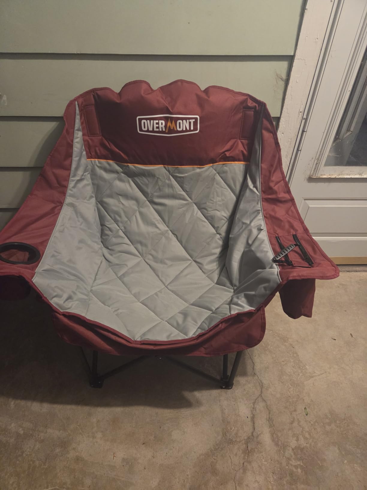 Overmont Oversized XL Camping Chair for Adults - 500lbs Support Heavy-Duty Padded Folding Chair with Side Pocket Cup Holder Cooling Bag for Outdoor Sports Garden Beach Fishing Lawn Black customer photo 1