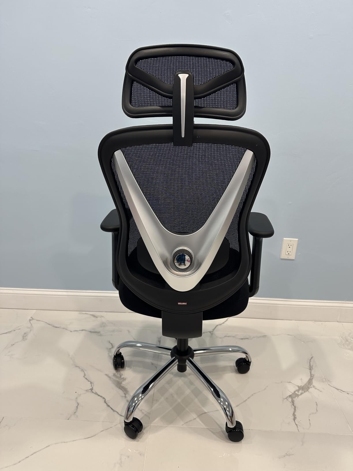 HOLLUDLE Ergonomic Mesh Office Chair - 3D Adjustable Lumbar Support & 3D Armrests, V-Shaped Back, Adjustable Desk Chair for Office & Home, White customer photo 1