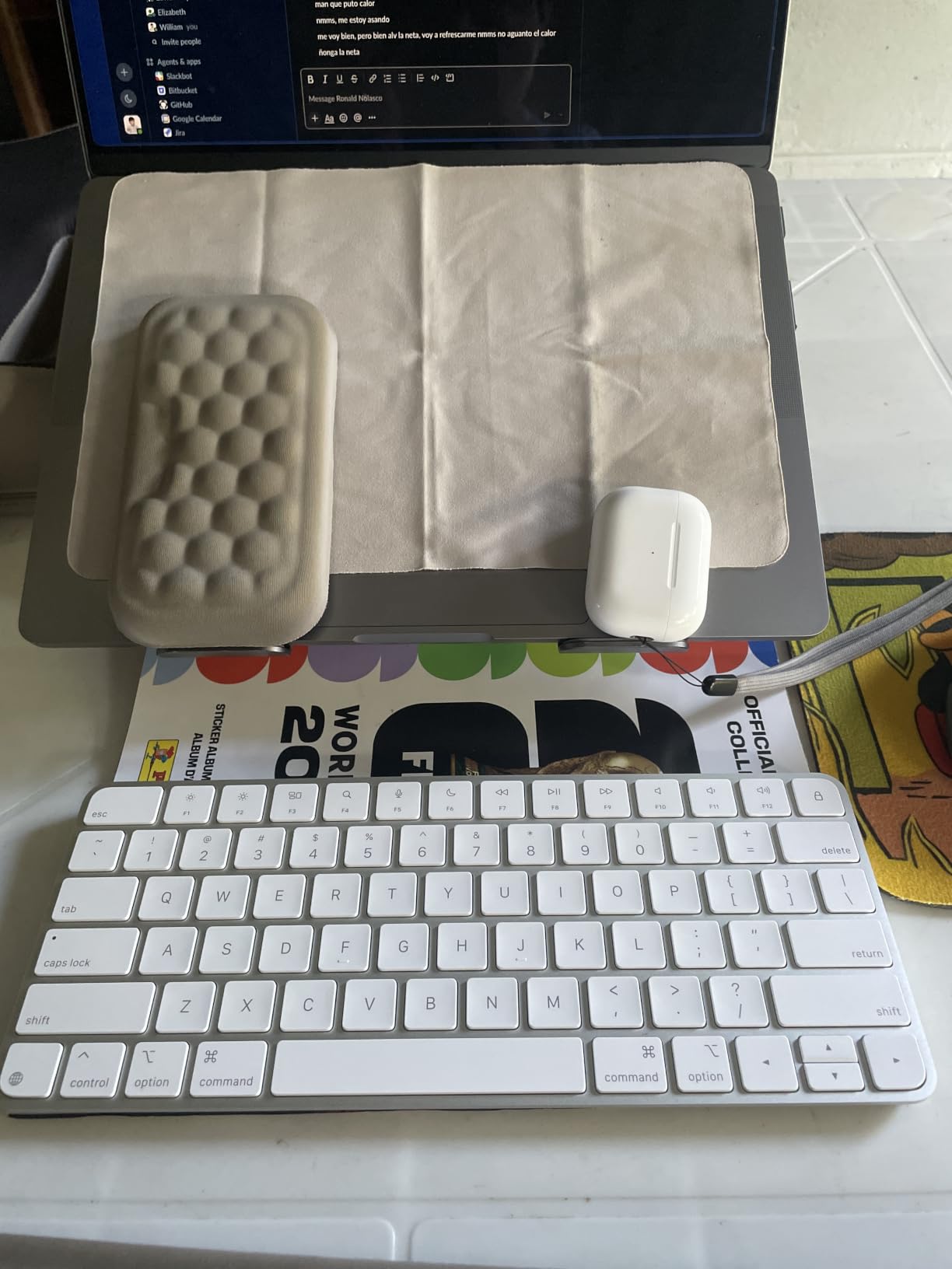 Apple Magic Keyboard - US English ​​​​​​​, Bluetooth customer photo 2