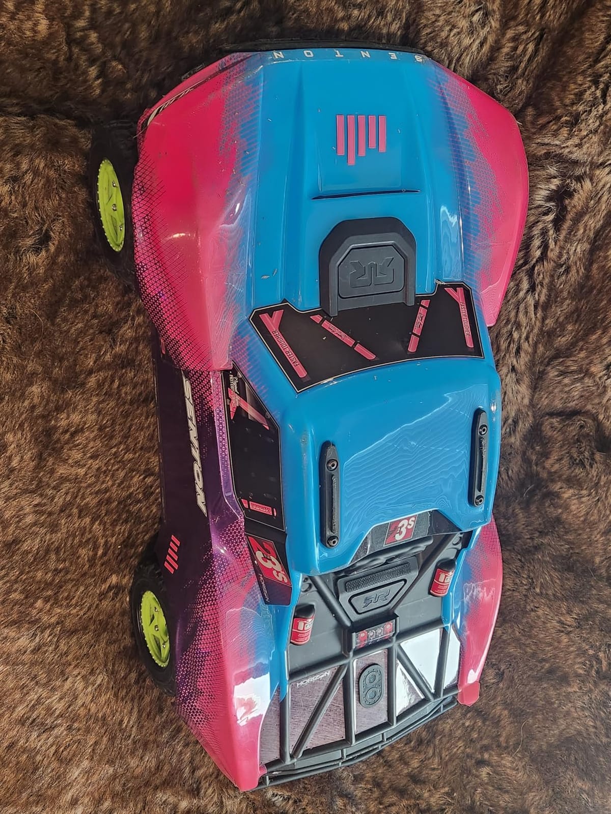 ARRMA RC Truck 1/10 SENTON 4X4 223S BLX BRUSHLESS Short Course Truck RTR (Battery and Charger Not Included) with DSC, Blue, ARA4303V4T3 customer photo 1