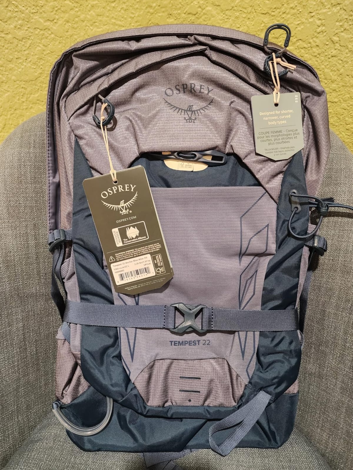 Osprey Tempest 22L Women's Lightweight Hiking Backpack, Green OS customer photo 1