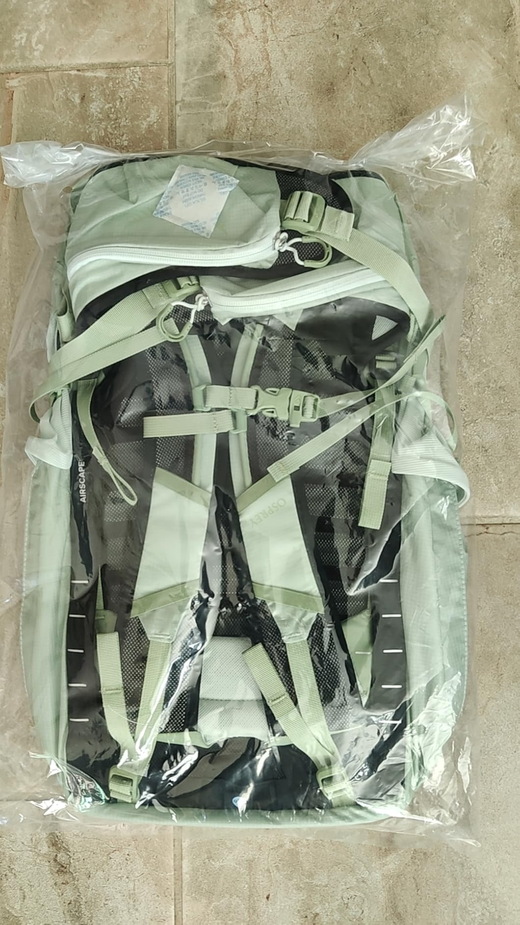 Osprey Tempest 22L Women's Lightweight Hiking Backpack, Green OS customer photo 2