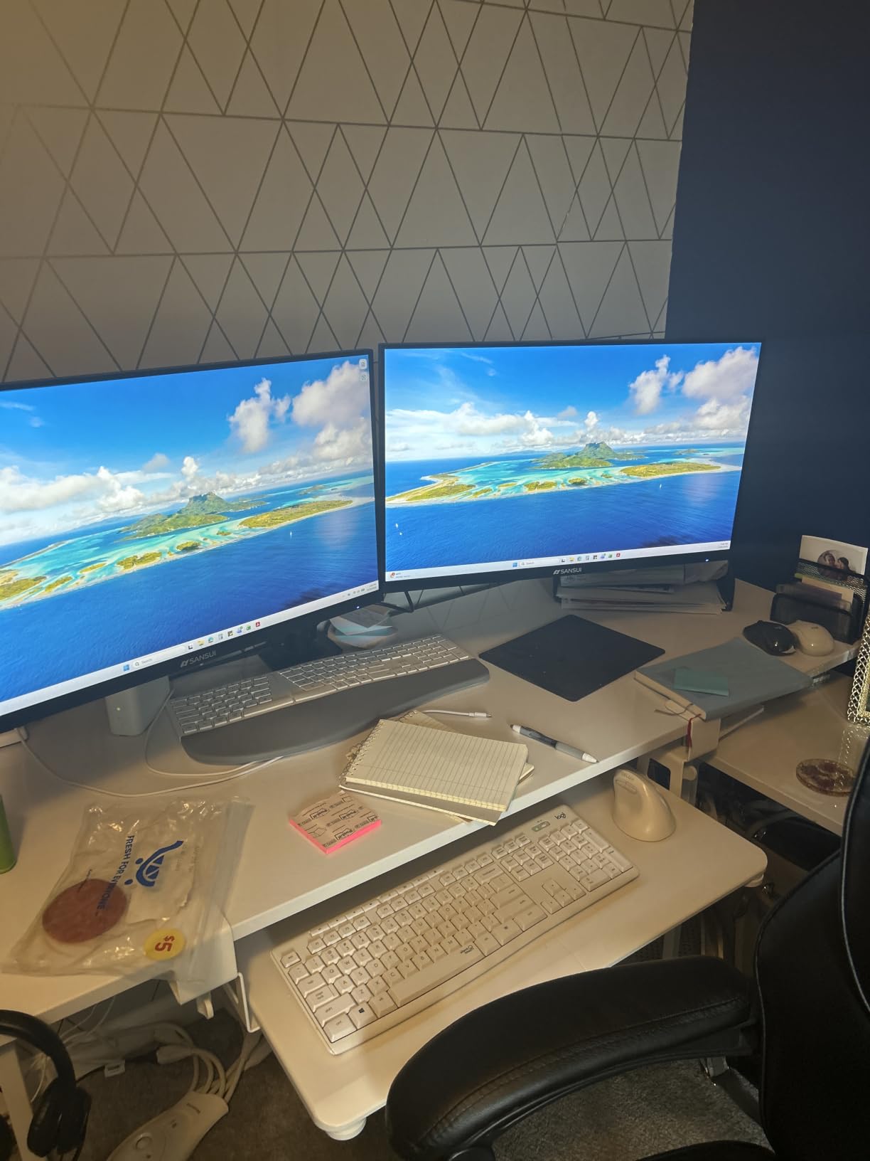 SANSUI 27 Inch Curved 240Hz Gaming Monitor FHD 1080P, 1500R Curve Computer Monitor, 130% sRGB, 4000:1 Contrast, HDR, FreeSync, MPRT 1Ms, Low Blue Light, HDMI DP Ports, Metal Stand, Cable Incl. customer photo 2