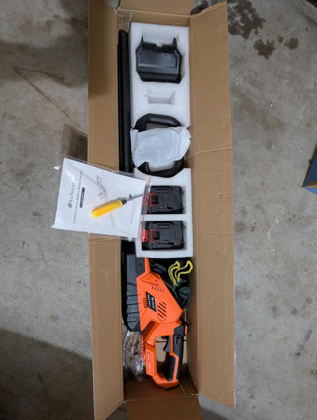 Hedge Trimmers Cordless with Battery, 3000RPM Brushless Motor customer photo 2