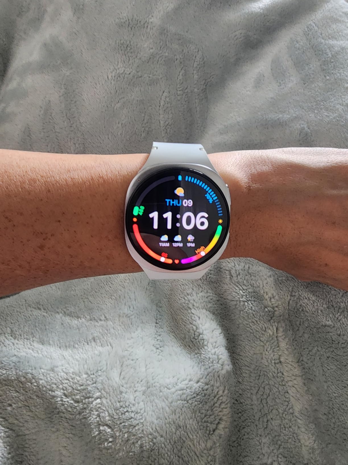 Samsung Galaxy Watch 8 (2025), Graphite, 40mm, Bluetooth Smartwatch customer photo 2