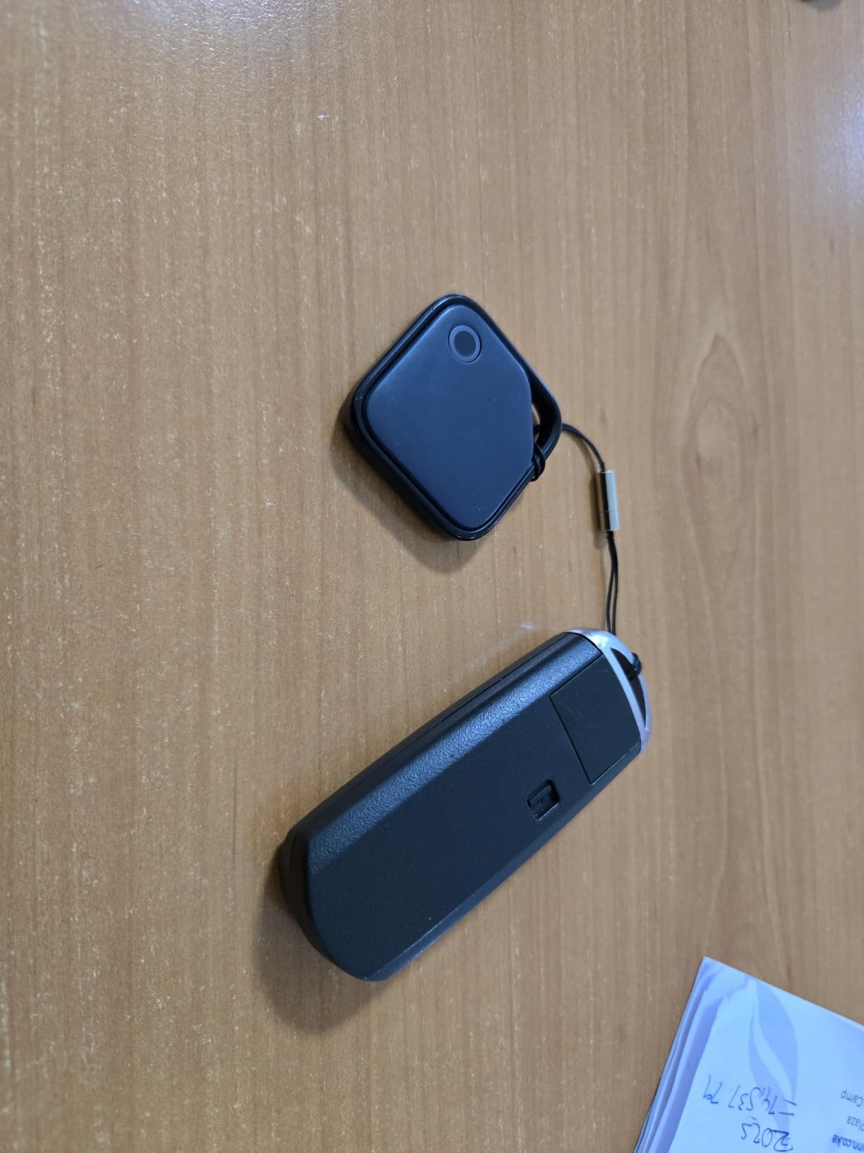 UGREEN FineTrack Air Tracker Tags (iOS Only) 4 Pack Key Finder customer photo 1