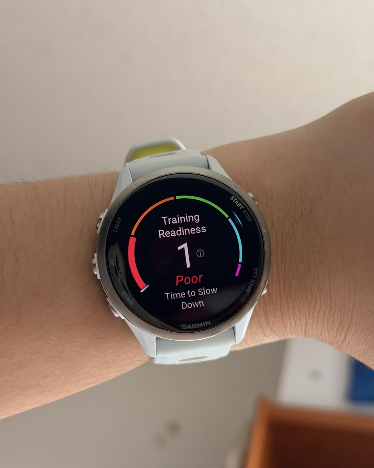Garmin Forerunner® 970, 47mm, Carbon Gray DLC Titanium, Black/Whitestone customer photo 2