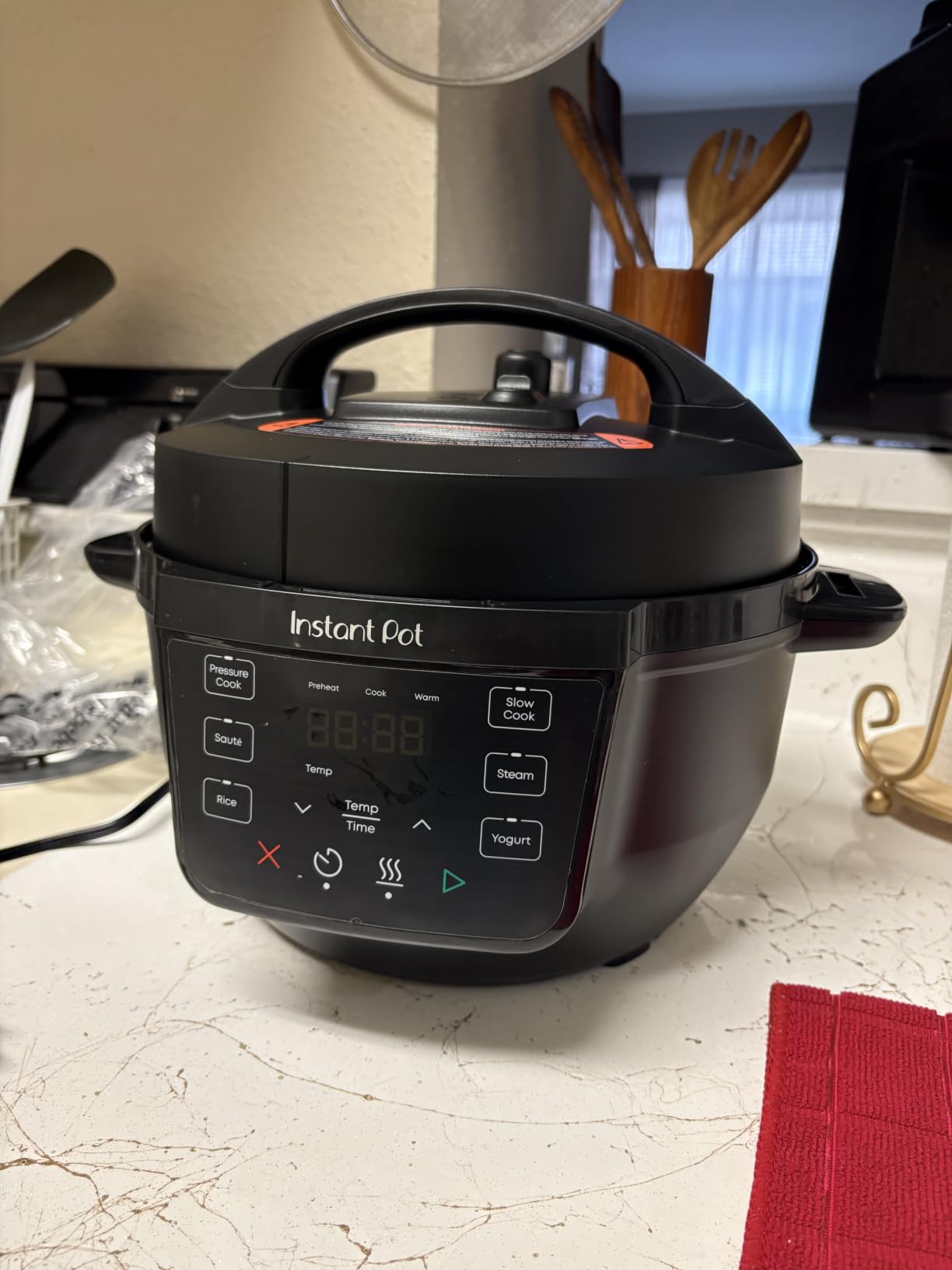 Instant Pot 6QT RIO 7-in-1 Multi-Cooker, Pressure Cooker, Slow cook, Sauté, Steam, Rice Maker, Yogurt, & Warmer, Sea Salt, 6 Quarts customer photo 1