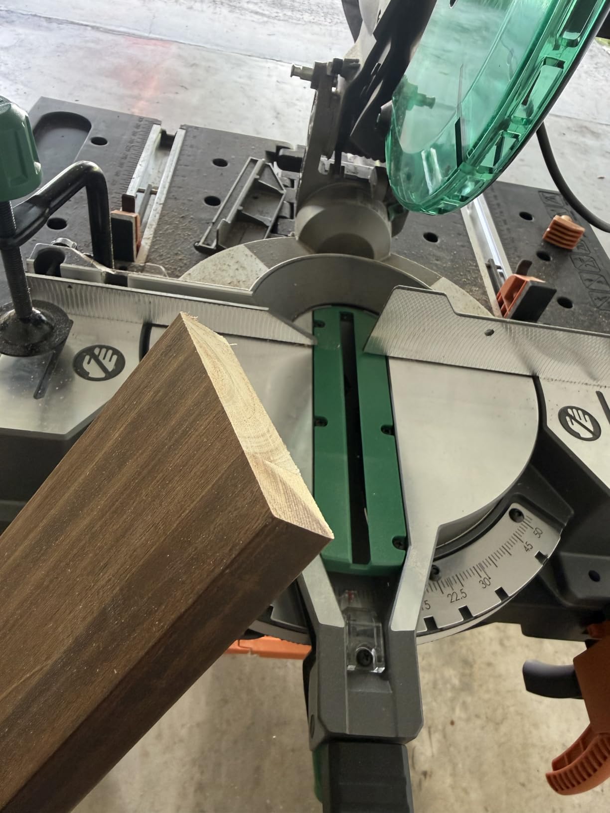 Metabo HPT 10-Inch Single Bevel Compound Miter Saw, 15-Amp Power Saw with Xact Cut Shadow Line, Precision Miter Angles, Single Bevel 0-45°, 40T TCT Miter Saw Blade, Lightweight Design, C10FCG2 customer photo 2