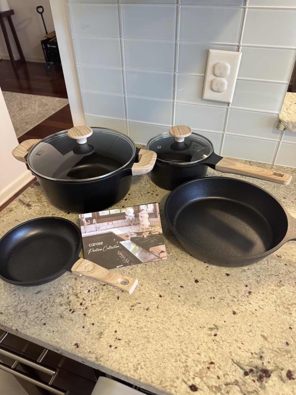 CAROTE 19pcs Tri-Ply Stainless Steel Cookware Set with Detachable Handle customer photo 1