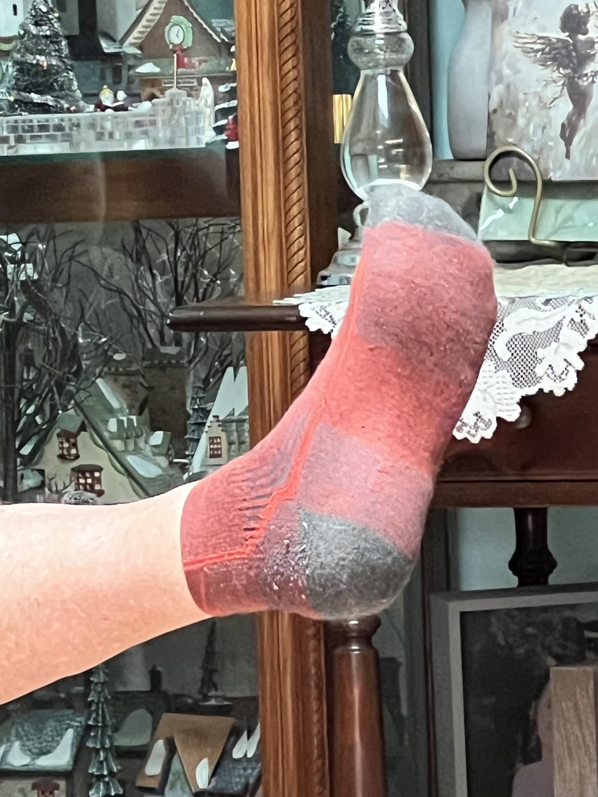 Darn Tough Vermont Men's Hiker Quarter Midweight Cushion Socks (1959) customer photo 1