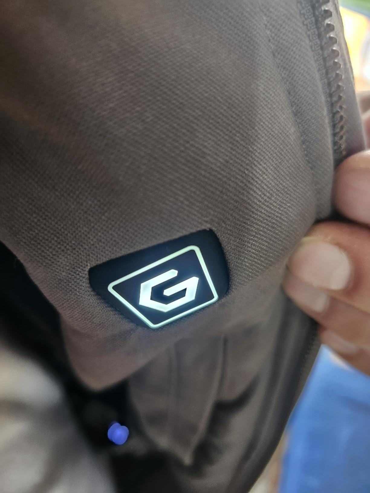 Wulcea Graphene Heated Jacket For Men 12V 18400mAh Fast Charge Large Capacity Battery customer photo 2