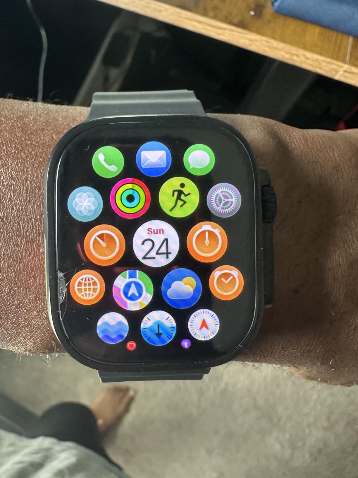 Apple Watch Ultra 3 [GPS + Cellular 49mm] Running & Multisport Smartwatch w/Rugged Titanium Case w/Black Titanium Milanese Loop - L. Satellite Communications, Advanced Health & Fitness Tracking customer photo 1
