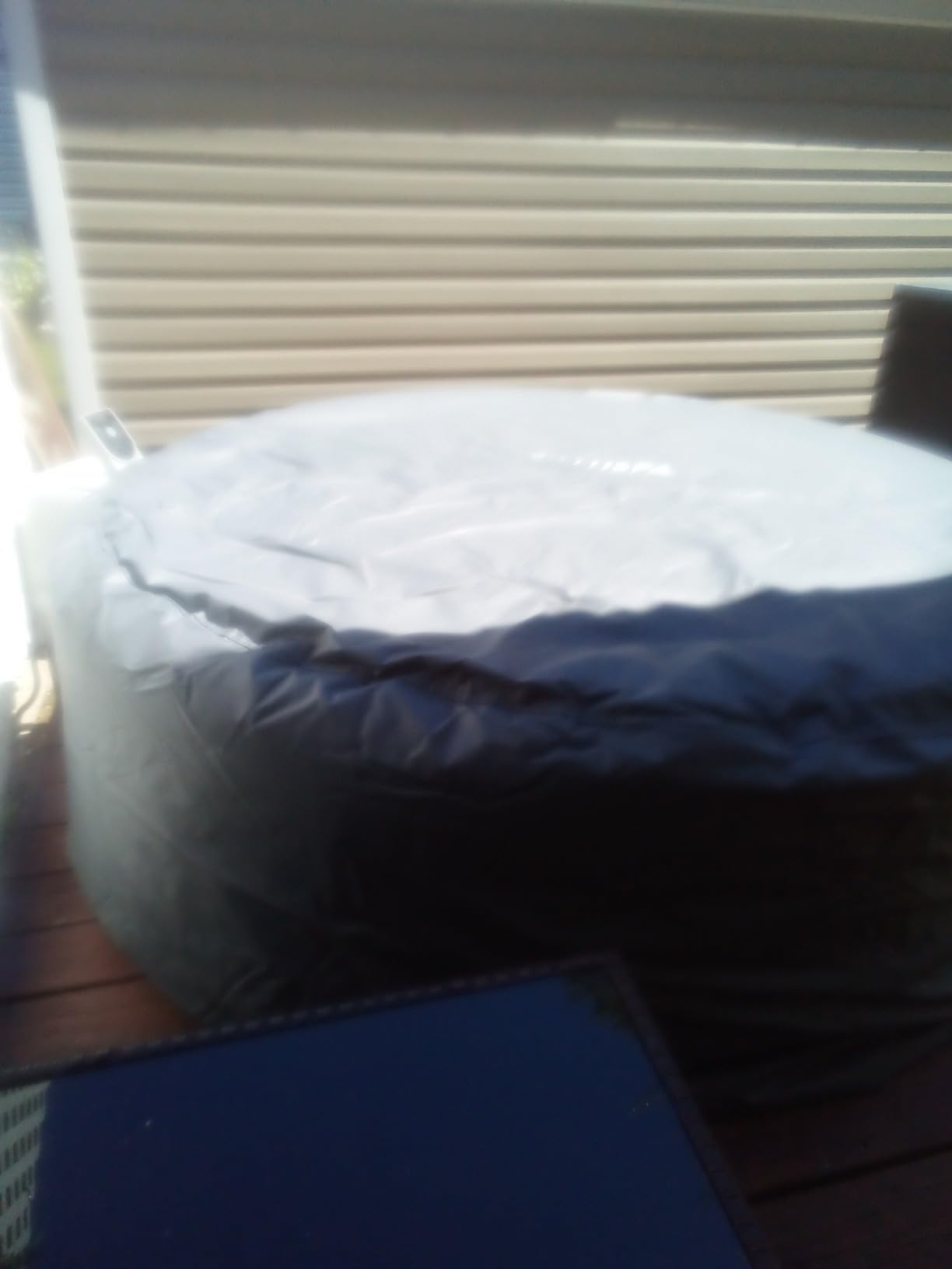 Bestway SaluSpa Miami Energy-Efficient 2-4 Person Inflatable Hot Tub customer photo 1