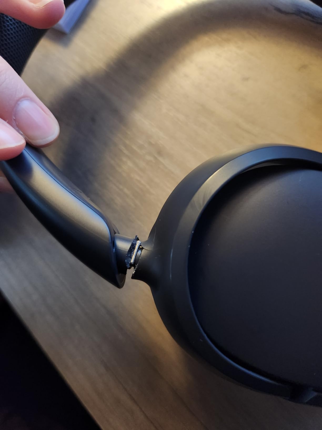 JLab JBuds Lux ANC, Over Ear Headphones, Active Noise Cancelling, Bluetooth, Limited Edition Navy customer photo 2