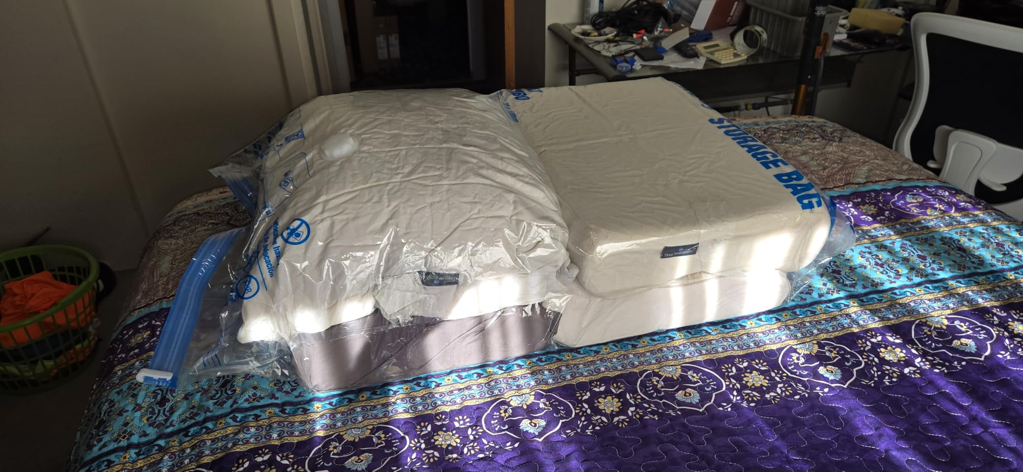 12 Jumbo Vacuum Storage Bags for Bedding, Vacuum Seal Bags for Clothing customer photo 1